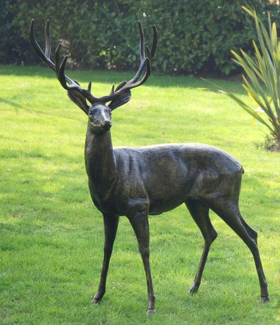STATUES & SCULPTURES Wild Stag & Doe Life-Size Bronze Garden Statues Best